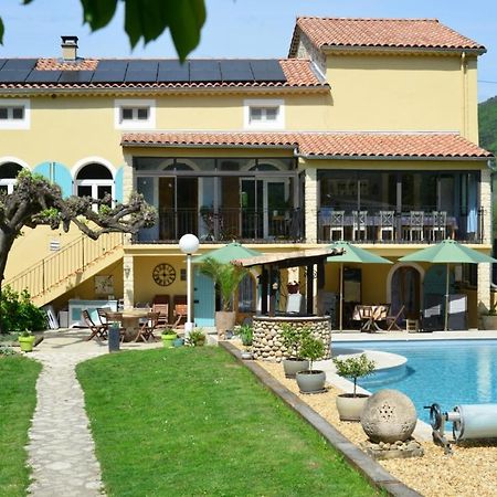 Besseges Au Grand Bonheur Bed & Breakfast エクステリア 写真