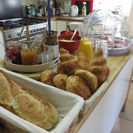 Besseges Au Grand Bonheur Bed & Breakfast エクステリア 写真