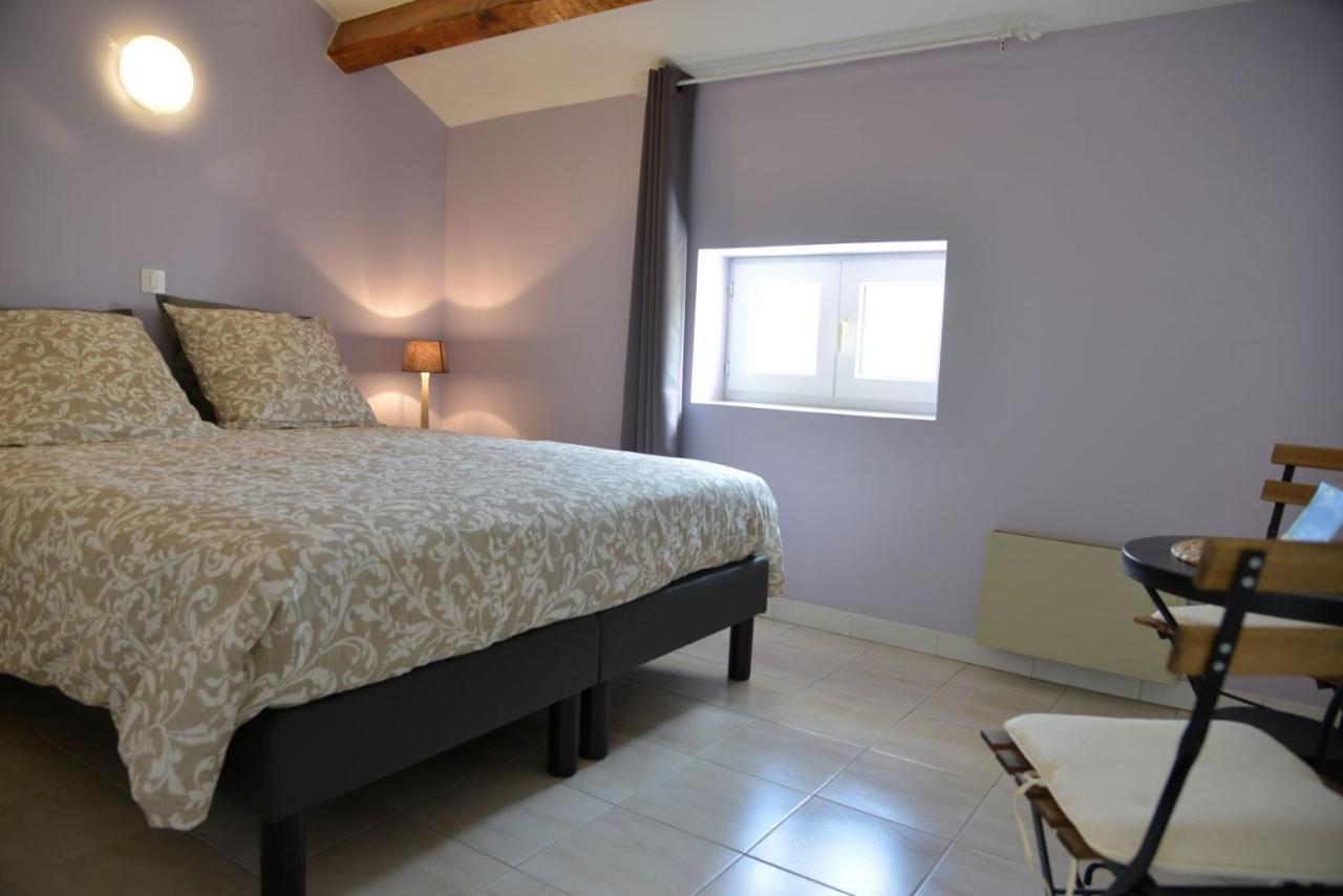 Besseges Au Grand Bonheur Bed & Breakfast エクステリア 写真