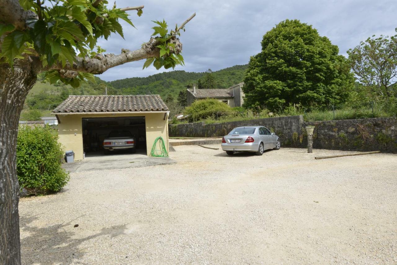 Besseges Au Grand Bonheur Bed & Breakfast エクステリア 写真